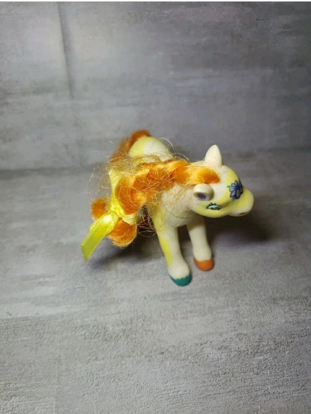 Vtg 1994 Fakie Party Pony Lanard Brushable